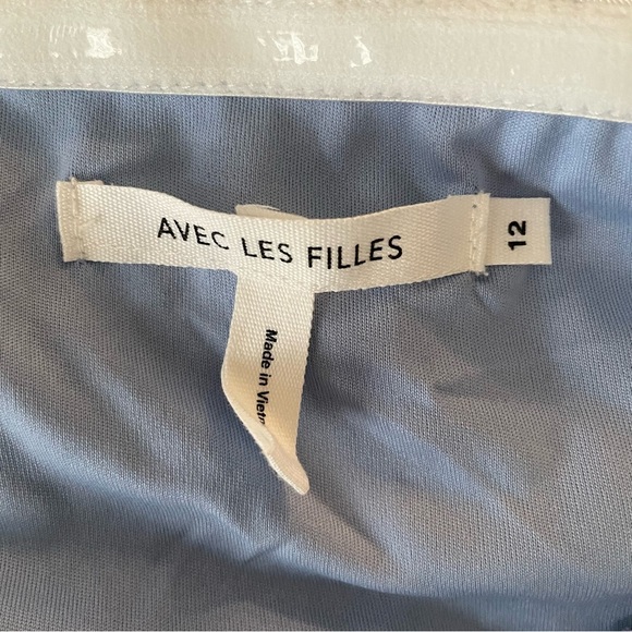 Avec Les Filles Blue Floral Off Shoulder Button Down Lace Dress - Picture 7 of 9